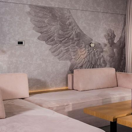 Ikaros Hotel Chania  Bagian luar foto